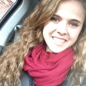 Meet your Posher, Becca